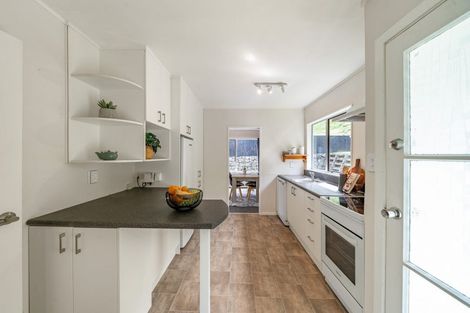 Photo of property in 9 Venus Place, Whitby, Porirua, 5024