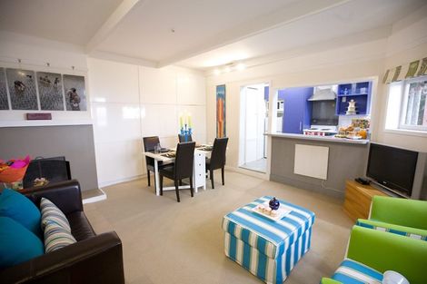 Photo of property in 2/10 Orchard Street, Wadestown, Wellington, 6012