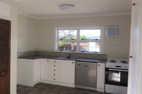Photo of property in 1 Balmoral Street, Levin, 5510