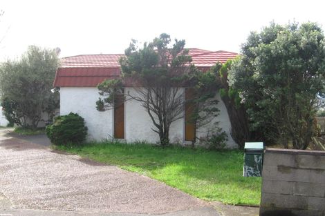 Photo of property in 2/297 East Coast Road, Mairangi Bay, Auckland, 0630