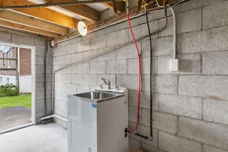 Photo of property in 2/15 Walter Macdonald Street, Howick, Auckland, 2014