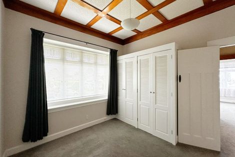 Photo of property in 6 Admiral Beatty Avenue, Mount Roskill, Auckland, 1041