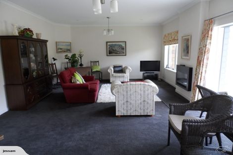 Photo of property in 18 Hall Street, Cambridge, 3434