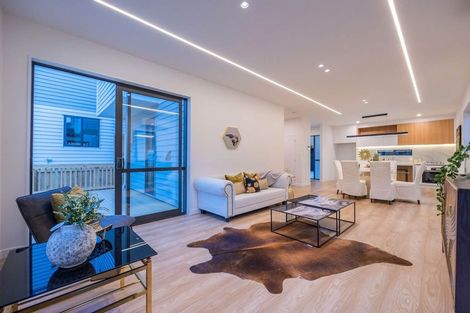 Photo of property in 35b Noall Street, Te Atatu Peninsula, Auckland, 0610