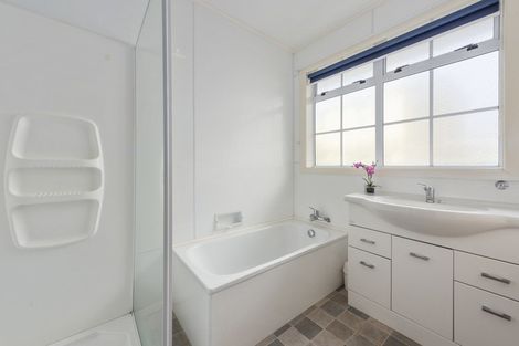 Photo of property in 5 Patutu Grove, Trentham, Upper Hutt, 5018