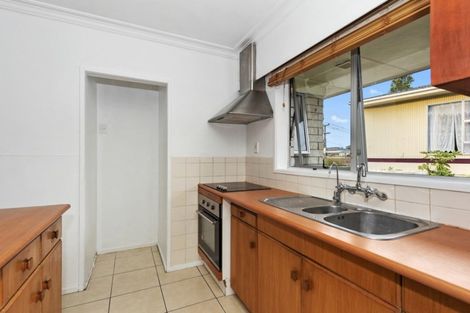 Photo of property in 52 Hillcrest Road, Hillcrest, Hamilton, 3216