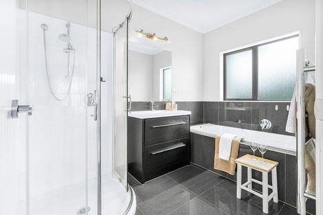 Photo of property in 30 Chalgrove Road, Huntington, Hamilton, 3210