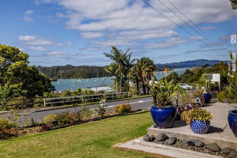 Photo of property in 16 Franklin Street, Opua, 0200