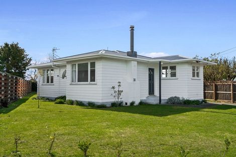 Photo of property in 10 Fergusson Street, Solway, Masterton, 5810