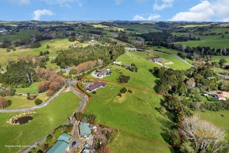 Photo of property in 19 Woodland Road, Maungaturoto, 0588