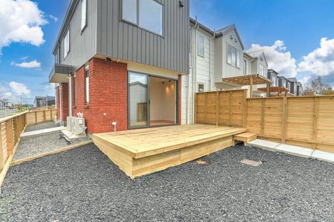 Photo of property in 18 Corporal Street, Papakura, 2110