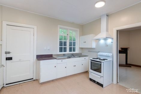 Photo of property in 131 Volga Street, Island Bay, Wellington, 6023