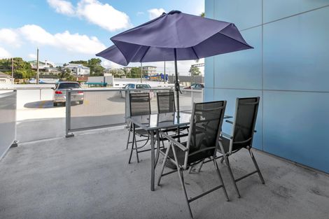 Photo of property in 112/3 Morningside Drive, Morningside, Auckland, 1025