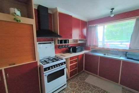 Photo of property in 8 Egmont Place, Westbrook, Palmerston North, 4412