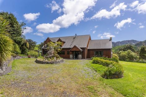 Photo of property in 232 Mangaone Road, Reikorangi, Waikanae, 5391