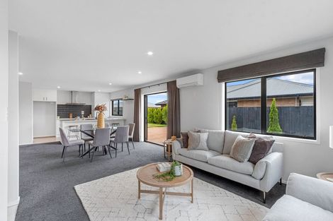 Photo of property in 297 Halswell Junction Road, Halswell, Christchurch, 8025