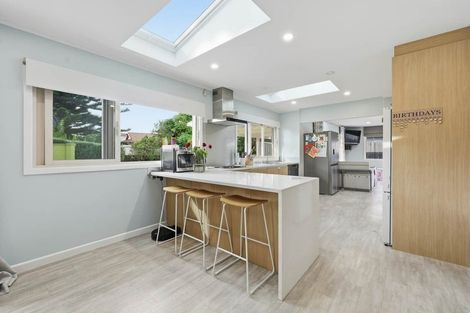 Photo of property in 6 Fratley Avenue, Farm Cove, Auckland, 2012