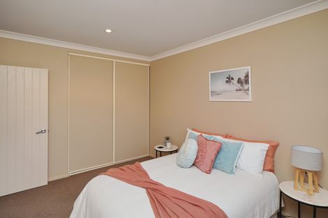 Photo of property in 5 Corsican Grove, Parklands, Christchurch, 8083