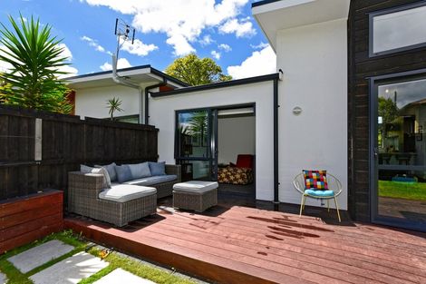 Photo of property in 1/171 Stapletons Road, Richmond, Christchurch, 8013