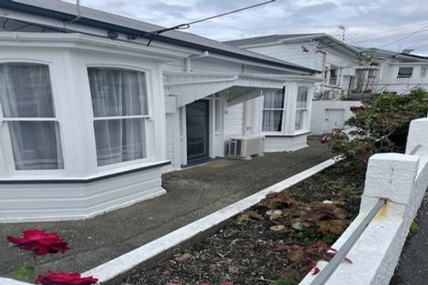 Photo of property in 23 Nairn Street, Mount Cook, Wellington, 6011