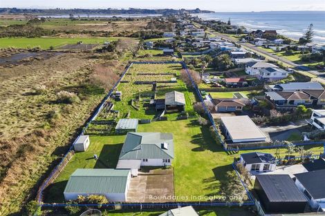 Photo of property in 260 Pukehina Parade, Pukehina, Te Puke, 3189