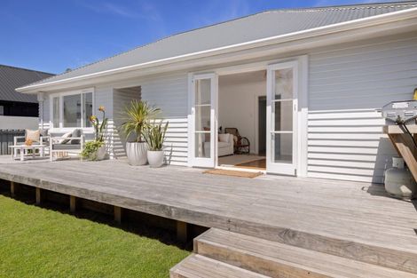 Photo of property in 4a Valley Road, Mount Maunganui, 3116