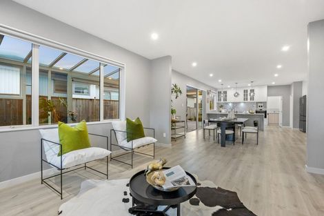 Photo of property in 47 Johns Creek Crescent, Silverdale, 0932