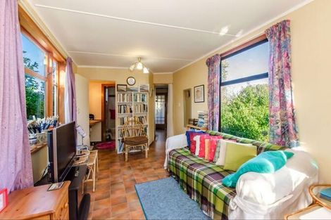 Photo of property in 28 Forest Road, Raumati South, Paraparaumu, 5032