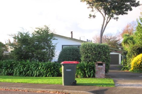 Photo of property in 21 Oriwa Street, Waikanae, 5036
