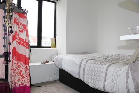 Photo of property in St Peters Apartments, 4b/192 Willis Street, Te Aro, Wellington, 6011