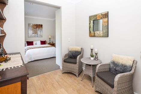 Photo of property in 172 Mellons Bay Road, Mellons Bay, Auckland, 2014