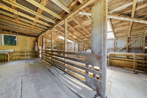 Photo of property in 281 Takapu Road, Takapu Valley, Wellington, 5028