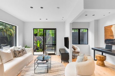 Photo of property in 53b Regina Street, Westmere, Auckland, 1022