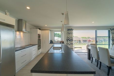 Photo of property in 31 Bertrowe Drive, Ohauiti, Tauranga, 3112