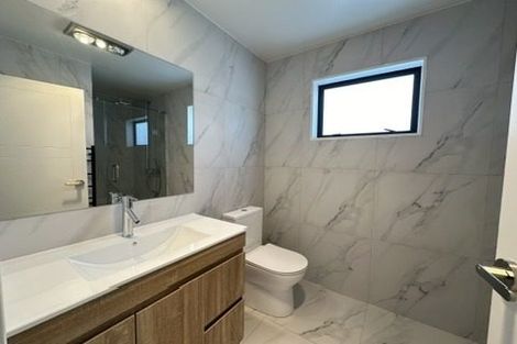 Photo of property in 15b Poruru Close, Papakura, 2110