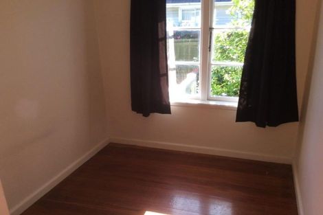Photo of property in 2/11 Dunedin Street, Redwood, Christchurch, 8051