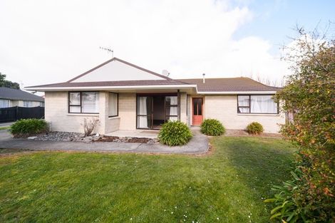 Photo of property in 21 Chadwick Place, Highbury, Palmerston North, 4412