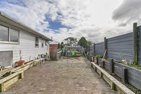 Photo of property in 1/11 Chamade Place, Clover Park, Auckland, 2019