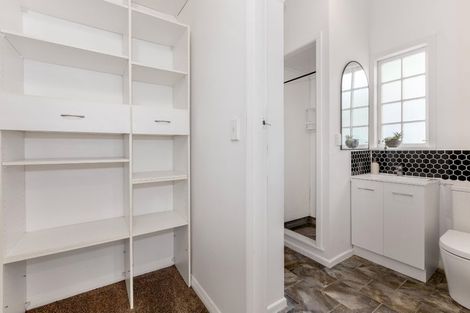 Photo of property in 202 Clyde Street, Island Bay, Wellington, 6023