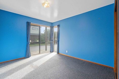 Photo of property in 11 Briarmont Street, Avondale, Christchurch, 8061