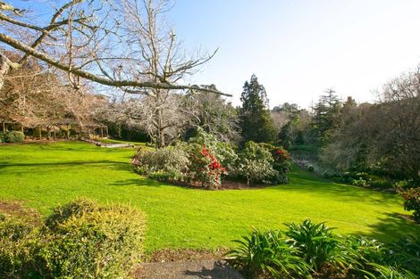 Photo of property in 397 Mangorei Road, Merrilands, New Plymouth, 4312