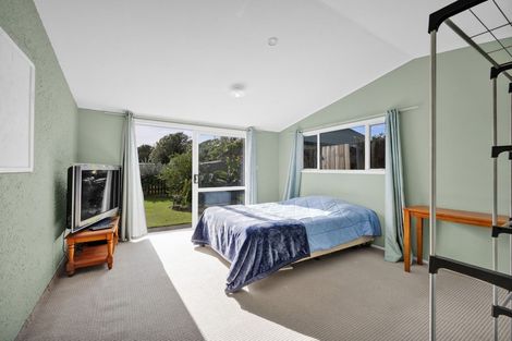 Photo of property in 16 Plympton Street, Brooklands, New Plymouth, 4310