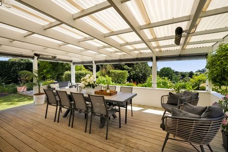 Photo of property in 22 Awanui Street, Merrilands, New Plymouth, 4312