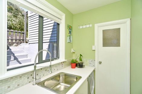 Photo of property in 28 Parklands Drive, Huntsbury, Christchurch, 8022