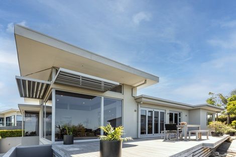 Photo of property in 43 Guys Hill Road, Hospital Hill, Napier, 4110