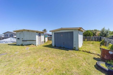 Photo of property in 9 Tainui Street, Castlecliff, Whanganui, 4501
