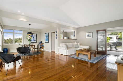 Photo of property in 23 Gretel Place, Hillcrest, Auckland, 0627