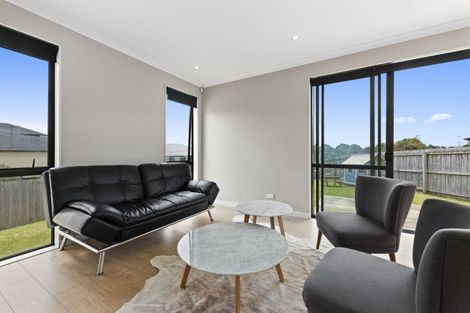Photo of property in 9 Penny Lane, Pukekohe, 2120