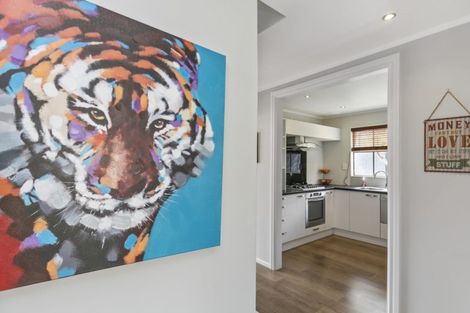 Photo of property in 6a Bayou Lane, Churton Park, Wellington, 6037