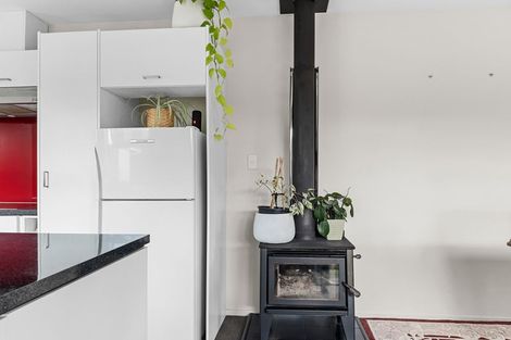 Photo of property in 14e Maple Crescent, Whalers Gate, New Plymouth, 4310